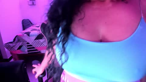 Danna online show from 11.13.25