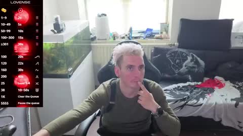 Rayzel White online show from 05.06.26