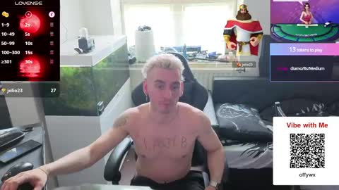 Rayzel White online show from 05.13.26
