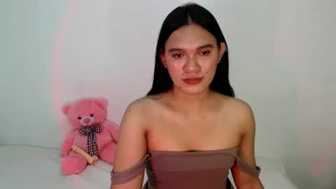 Snapshot of ready2care4youbabe chatting on 01.22.25 Beth online show from 01.22.25