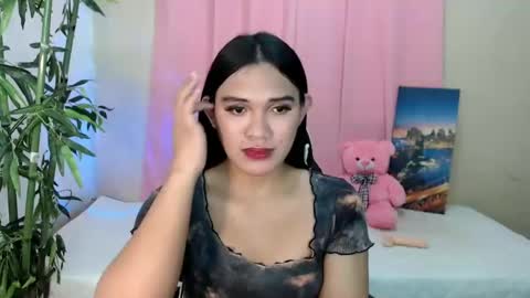 Snapshot of ready2care4youbabe chatting on 01.27.25 Beth online show from 01.27.25