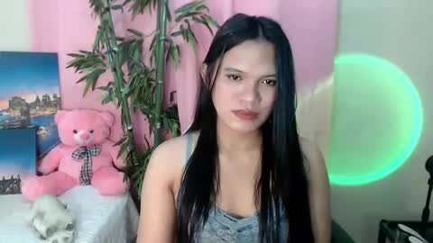 Snapshot of ready2care4youbabe chatting on 02.04.25 Beth online show from 02.04.25