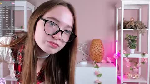 Snapshot of reaganprigg chatting on 10.24.25 Sandy online show from 10.24.25