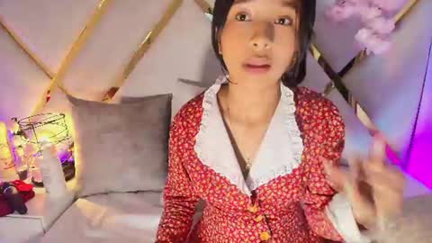 Snapshot of real_doncella_pussy chatting on 06.25.26 DONCELLA online show from 06.25.26
