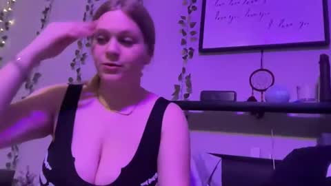 Preston  Stella online show from 01.09.25