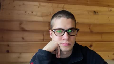 Snapshot of realsupermichael chatting on 11.29.25 AliceEve online show from 11.29.25