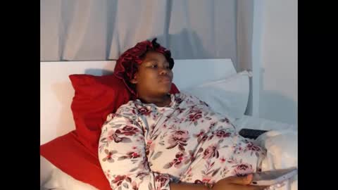 REAL1SWEETHEART online show from 10.20.25