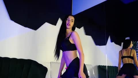 rebbeccaray online show from 11.27.25