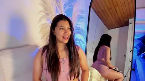 Snapshot of rebeca_williams_ chatting on 01.14.25 Rebeca Williams online show from 01.14.25