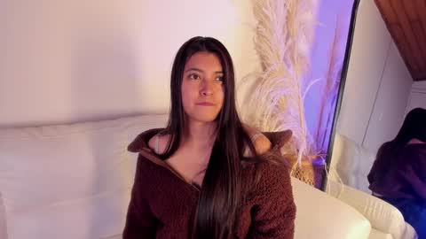 Snapshot of rebeca_williams_ chatting on 01.22.25 Rebeca Williams online show from 01.22.25