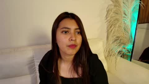 Snapshot of rebeca_williams_ chatting on 02.03.25 Rebeca Williams online show from 02.03.25