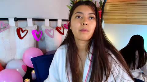 Snapshot of rebeca_williams_ chatting on 02.14.25 Rebeca Williams online show from 02.14.25