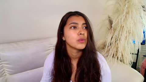 Snapshot of rebeca_williams_ chatting on 02.17.25 Rebeca Williams online show from 02.17.25