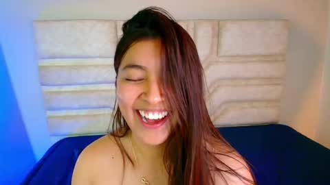 Snapshot of rebeca_williams_ chatting on 03.04.25 Rebeca Williams online show from 03.04.25