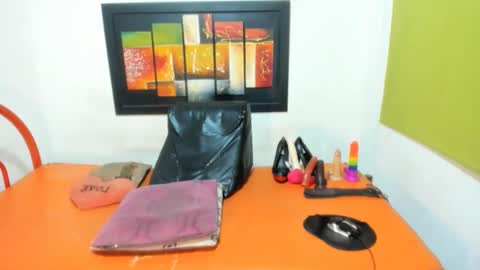 Snapshot of rebecabanks chatting on 01.23.25 rebecabanks online show from 01.23.25