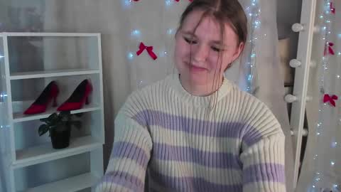 Snapshot of rebecca_____ chatting on 01.09.25 rebecca_____ online show from 01.09.25