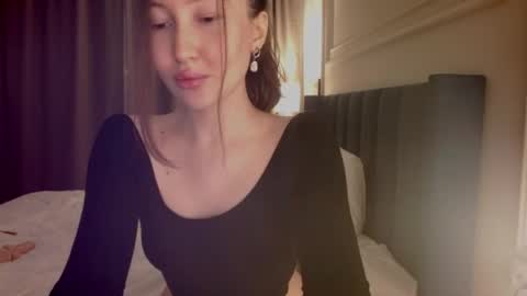 Snapshot of rebecca_demure18 chatting on 03.23.26 Lets talk here 33. online show from 03.23.26