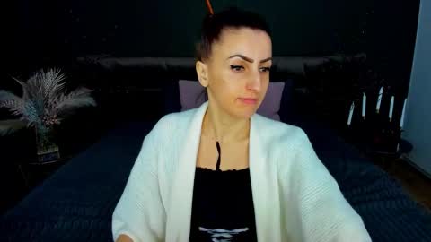 Snapshot of rebecca_diamonds chatting on 02.10.26 rebecca_diamonds online show from 02.10.26