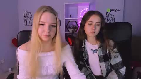 rebecca_smile_ online show from 09.30.25