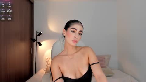 Rebecca online show from 09.15.25