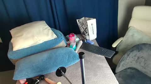 Rebe online show from 11.07.25