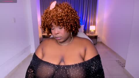 Snapshot of rebeka_spencer chatting on 01.10.25 rebeka online show from 01.10.25