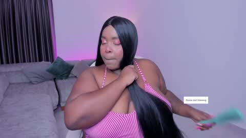 Snapshot of rebeka_spencer chatting on 01.23.25 rebeka online show from 01.23.25