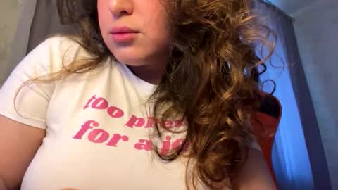 Snapshot of rebekkalucky chatting on 09.29.25 rebekkalucky online show from 09.29.25