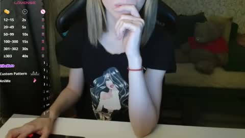 RebesaOlset online show from 12.21.25