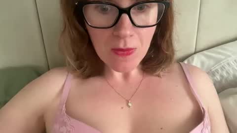 Snapshot of red_head_rosie_69 chatting on 02.15.26 Rosie online show from 02.15.26