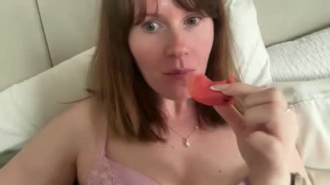 Snapshot of red_head_rosie_69 chatting on 03.22.26 Rosie online show from 03.22.26