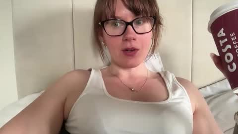 Snapshot of red_head_rosie_69 chatting on 04.04.26 Rosie online show from 04.04.26