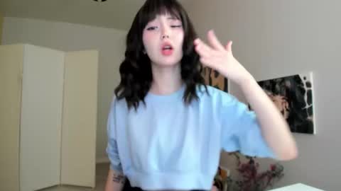 Snapshot of red_mok chatting on 10.21.25 Neta online show from 10.21.25