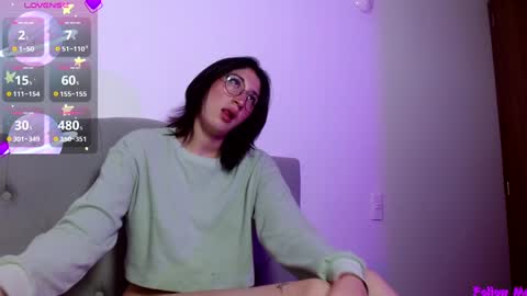 IG   OF red moonn online show from 02.05.25