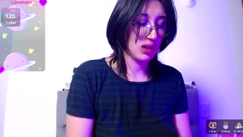 IG   OF red moonn online show from 02.11.25