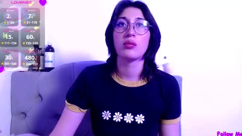 IG   OF red moonn online show from 03.08.25