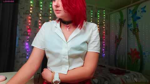 Snapshot of red_rose12 chatting on 01.04.25 Jane online show from 01.04.25