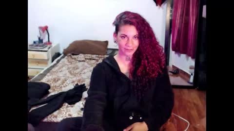 Instagram Valerie yourdream online show from 01.15.25