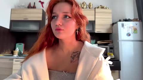 Snapshot of redabromley chatting on 10.14.25 Reda online show from 10.14.25