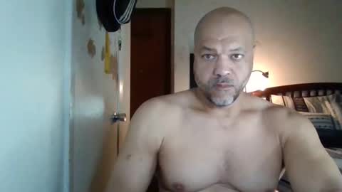 Snapshot of redbone441 chatting on 01.09.26 Redbone online show from 01.09.26