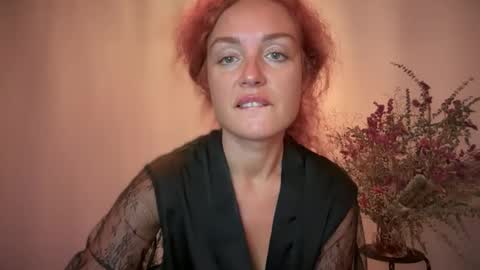Snapshot of reddgirll chatting on 10.11.25 reddgirll online show from 10.11.25