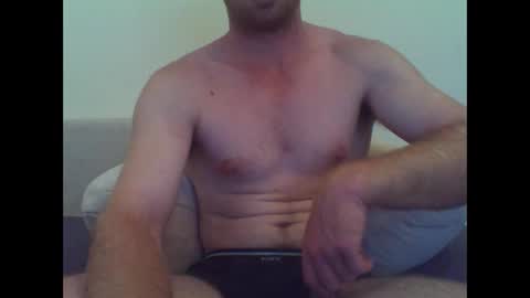 Snapshot of redfur_tigrrluvr chatting on 01.22.25 redfur_tigrrluvr online show from 01.22.25