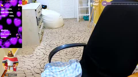 Snapshot of redheadchilli chatting on 02.19.25 Amina online show from 02.19.25