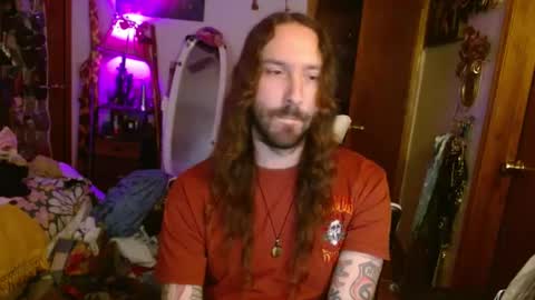 redhothippie112 online show from 10.13.25