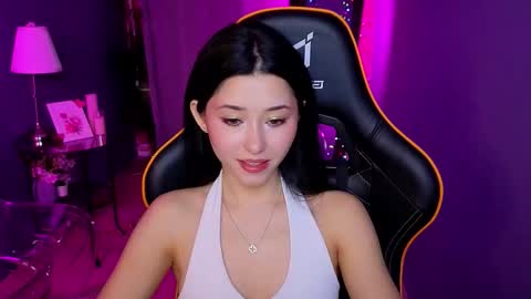 Snapshot of redmidnight_ chatting on 02.26.26 Kiara online show from 02.26.26