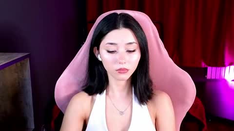 Snapshot of redmidnight_ chatting on 05.05.26 Kiara online show from 05.05.26