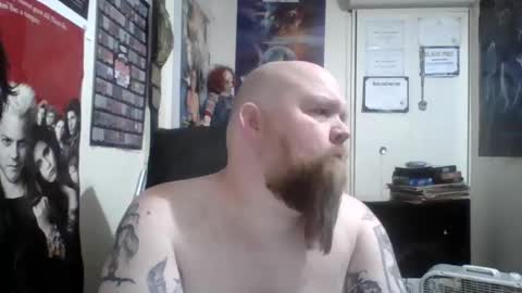Snapshot of redrumthefool chatting on 02.05.25 The fool online show from 02.05.25