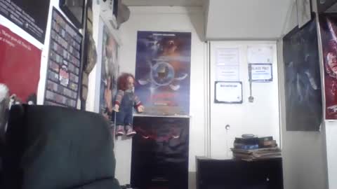 Snapshot of redrumthefool chatting on 02.06.25 The fool online show from 02.06.25