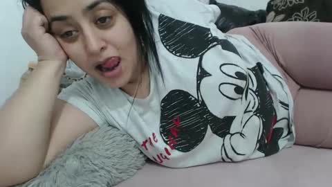 Snapshot of reeapassion chatting on 01.09.25 Reea online show from 01.09.25