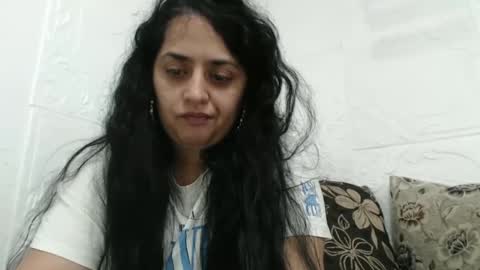 Snapshot of reeapassion chatting on 01.14.25 Reea online show from 01.14.25